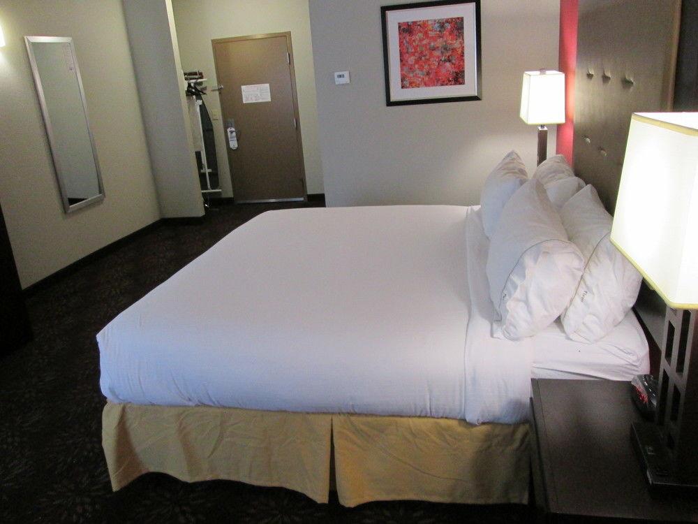 Holiday Inn Express Cloverdale - Greencastle By Ihg Kültér fotó