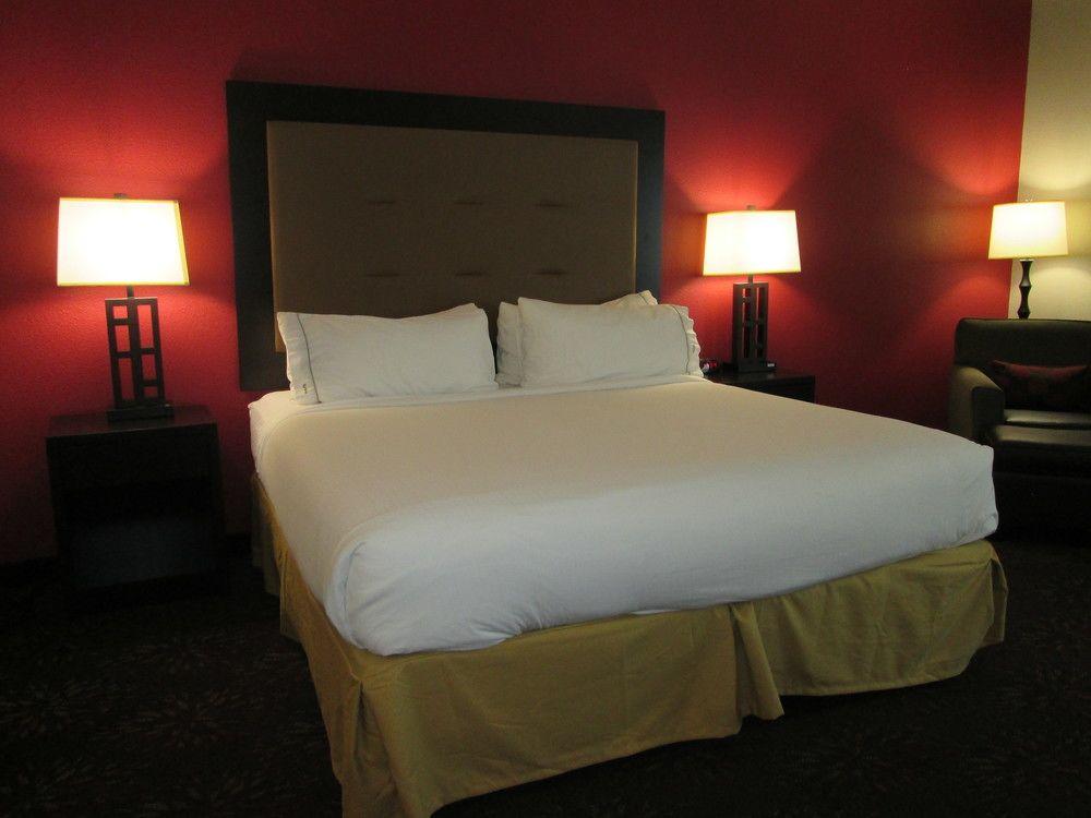 Holiday Inn Express Cloverdale - Greencastle By Ihg Kültér fotó